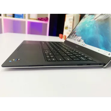 Dell XPS 9305 (Core i5-1135G7 | RAM 8GB | SSD NVMe 256GB | 13.3 inch FullHD IPS 1920x1080 | Card On )